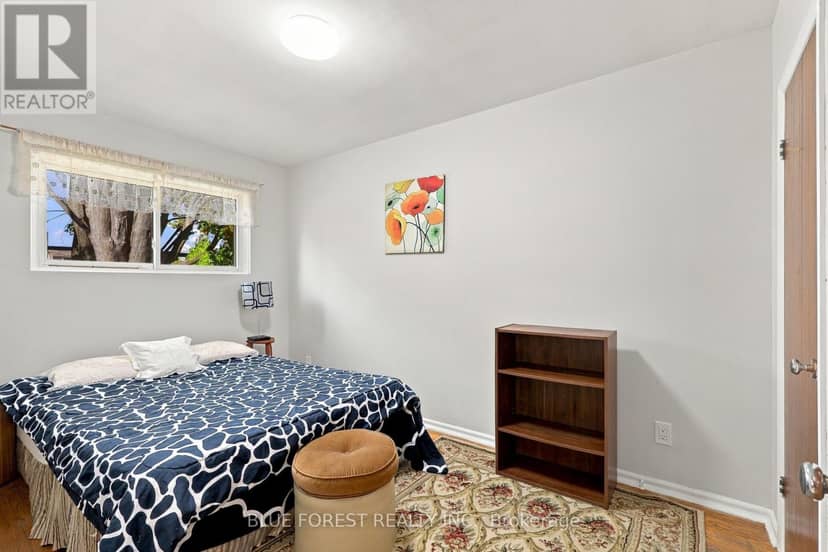 105 Chesterfield Avenue — photo 18 of 40