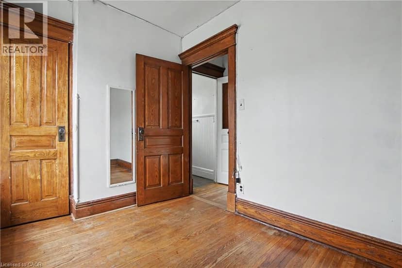 437 GARDEN Street — photo 13 of 27