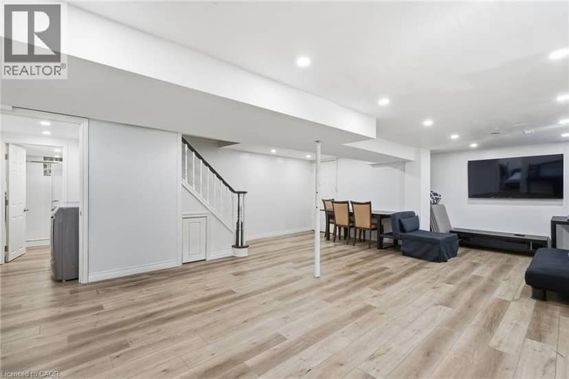 367 HEMLOCK Avenue — photo 32 of 40