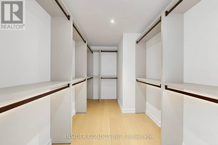 1703 - 1315 Bay Street — photo 31 of 40