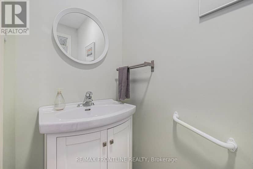 12 Glenview Crescent — photo 21 of 40