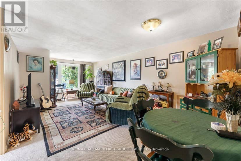 1014 Dunlop Street E, Whitby, photo 7