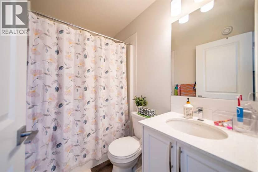 27 Iris Crescent — photo 29 of 40