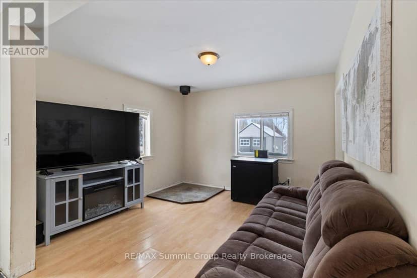13 Collingwood Street — photo 13 of 40