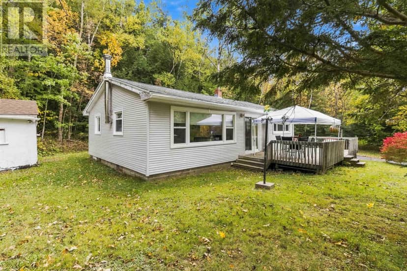 5376 Highway 2 Highway — photo 1 of 28