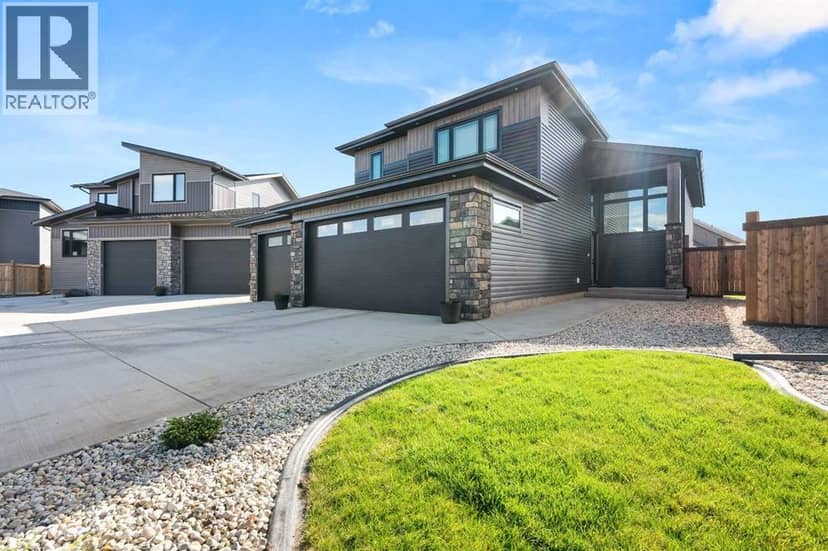1806 60A Avenue Close, Lloydminster, photo 2