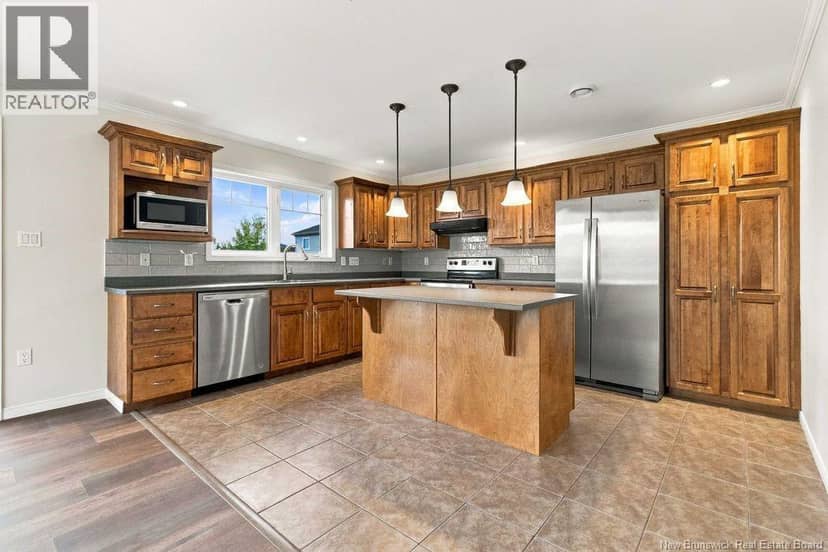 138 Penrose Street — photo 16 of 40