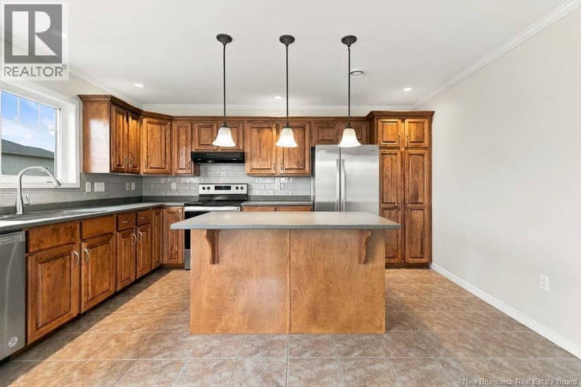 138 Penrose Street — photo 17 of 40