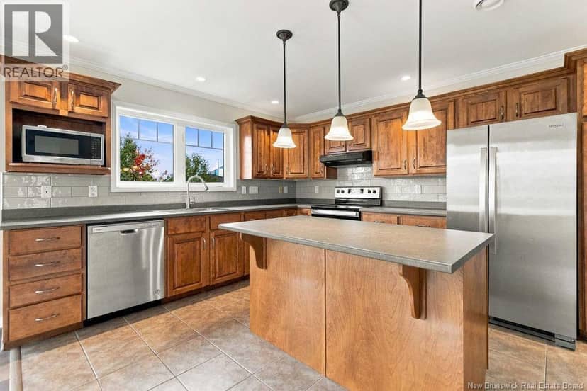 138 Penrose Street — photo 13 of 40