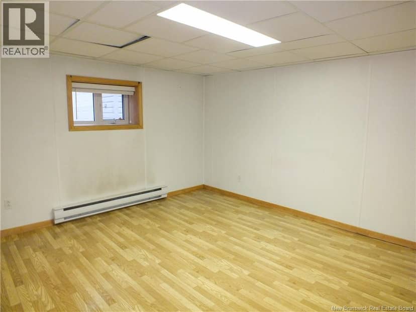 533 Broadway Boulevard West — photo 34 of 40