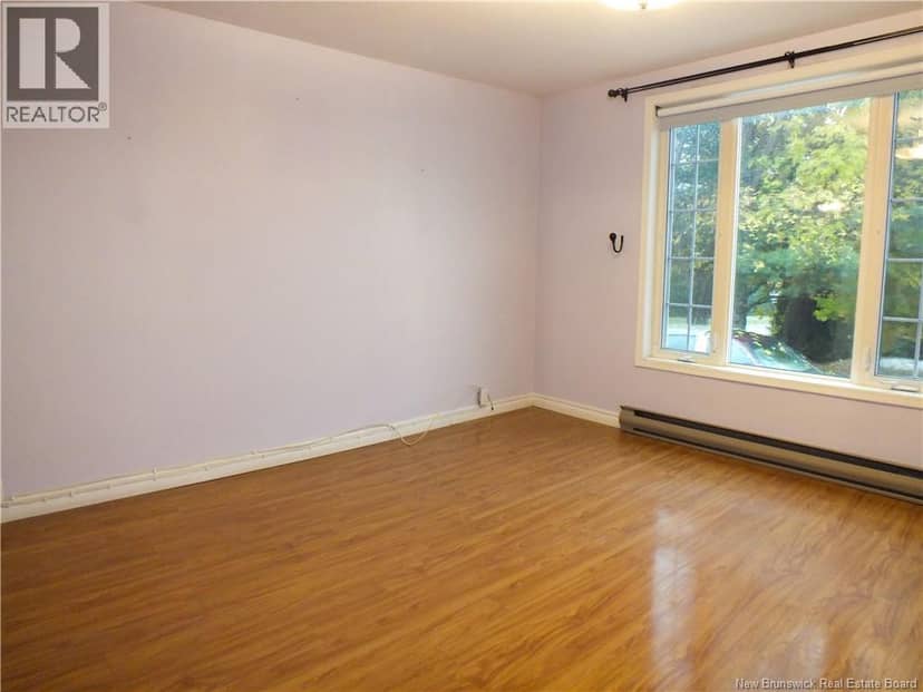 533 Broadway Boulevard West — photo 20 of 40