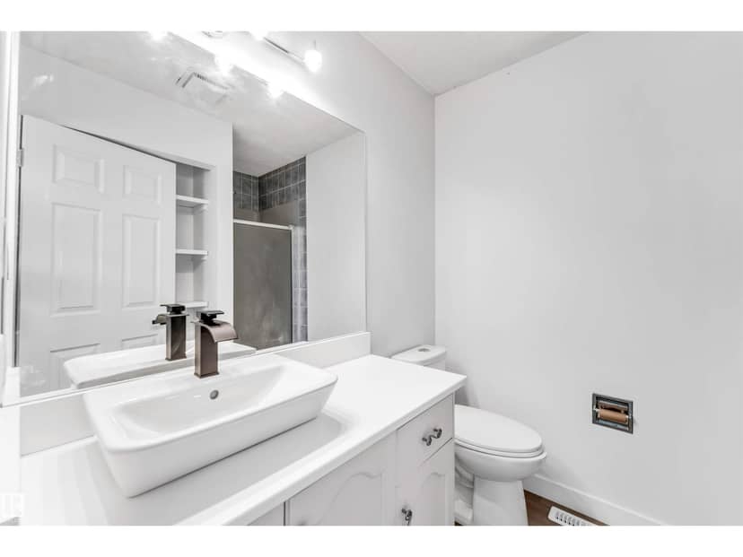 3003 36 ST NW — photo 33 of 40