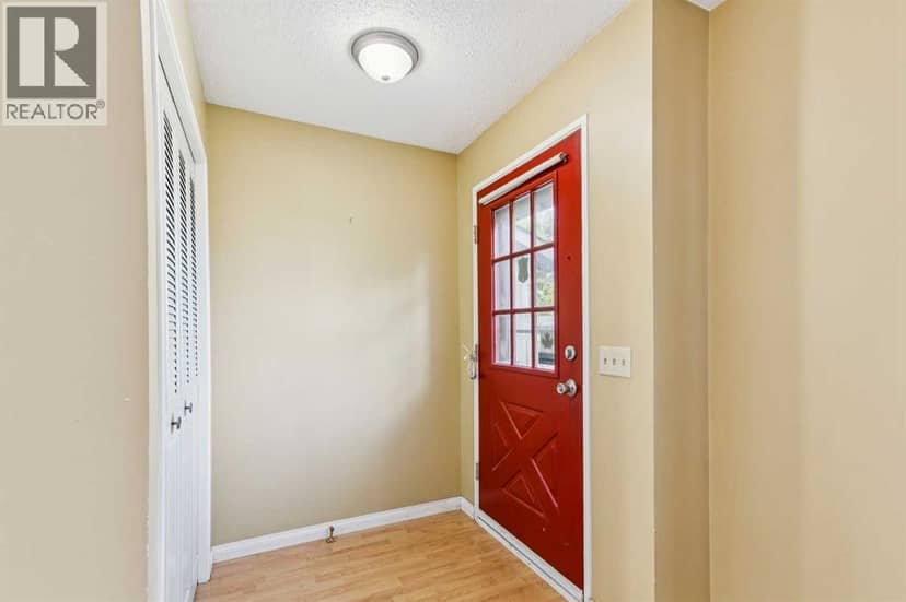 175 Castleridge Drive NE, Calgary, photo 5