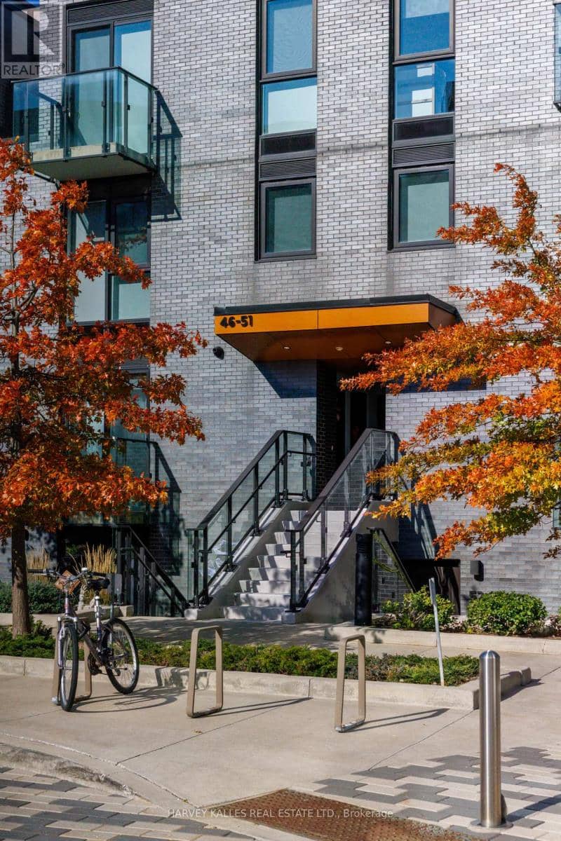TH49 - 10 Brin Drive, Toronto, photo 2