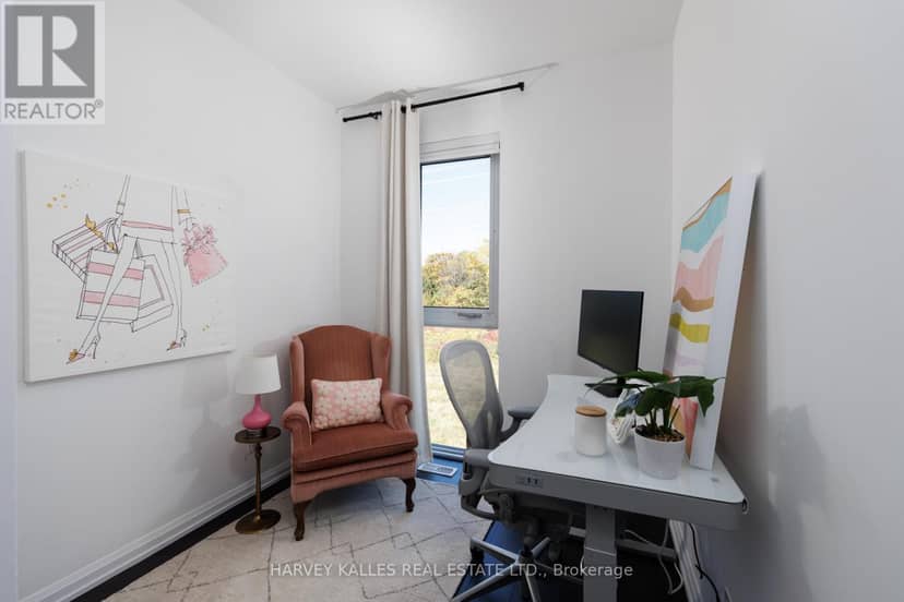 TH49 - 10 Brin Drive — photo 21 of 37