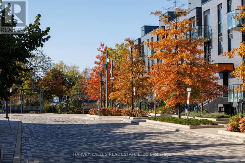 TH49 - 10 Brin Drive, Toronto, photo 3