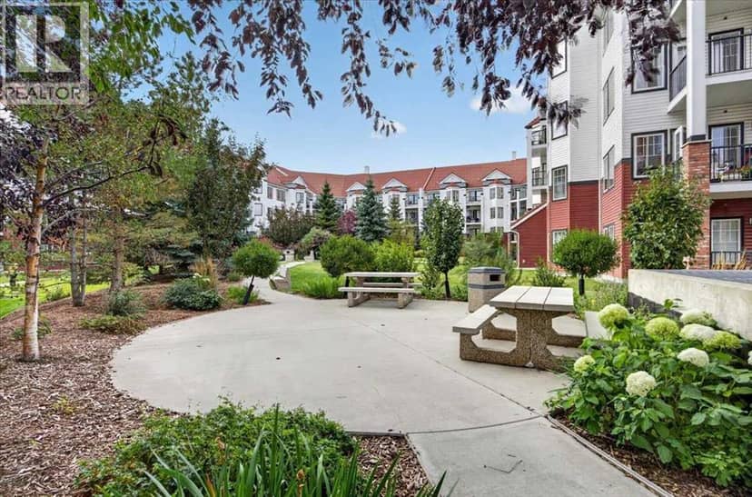 226, 20 Royal Oak Plaza NW — photo 36 of 40