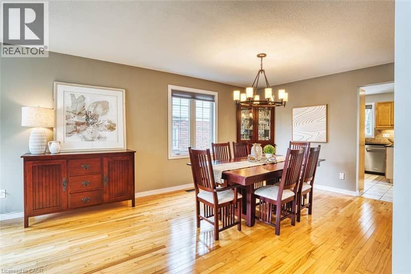 148 CAROLINIAN Lane — photo 10 of 40