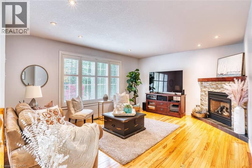148 CAROLINIAN Lane — photo 18 of 40