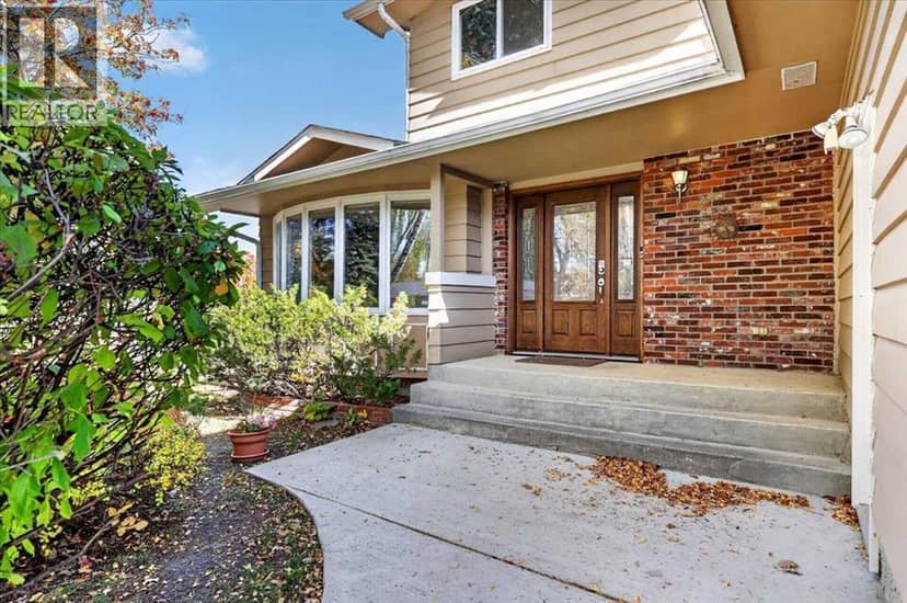 316 Parkland Way SE, Calgary, photo 3