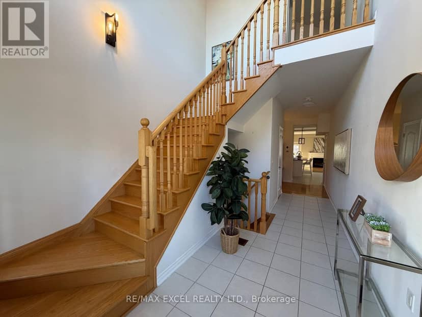 15 Zeng Cheng Drive — photo 10 of 27