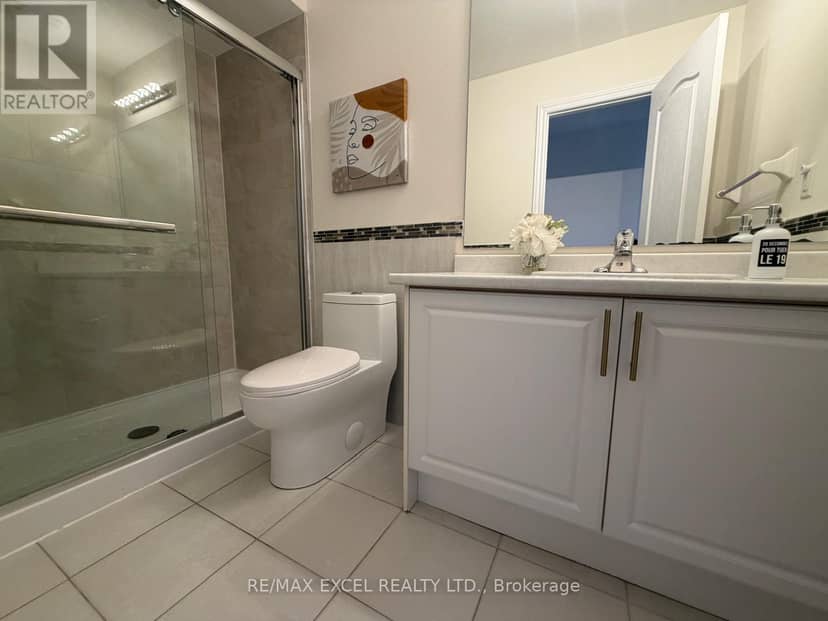 15 Zeng Cheng Drive — photo 18 of 27