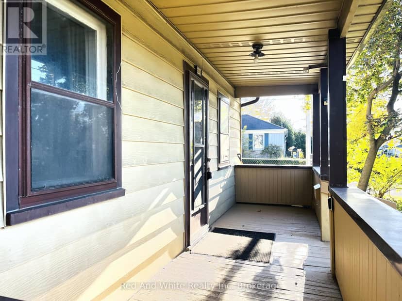 1279 Hamilton Street — photo 4 of 28