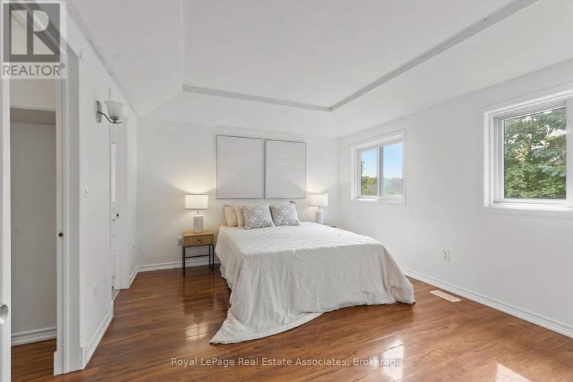 26 McLachlan Place — photo 12 of 32