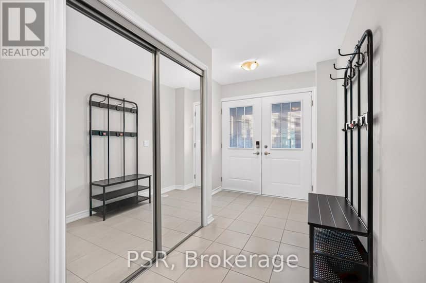 88 William Shearn Crescent — photo 21 of 24