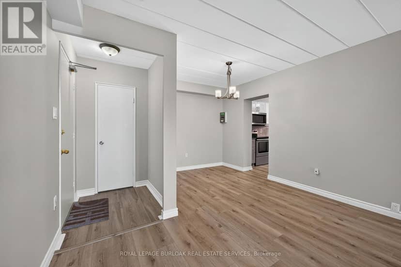 1 - 2420 New Street — photo 12 of 33