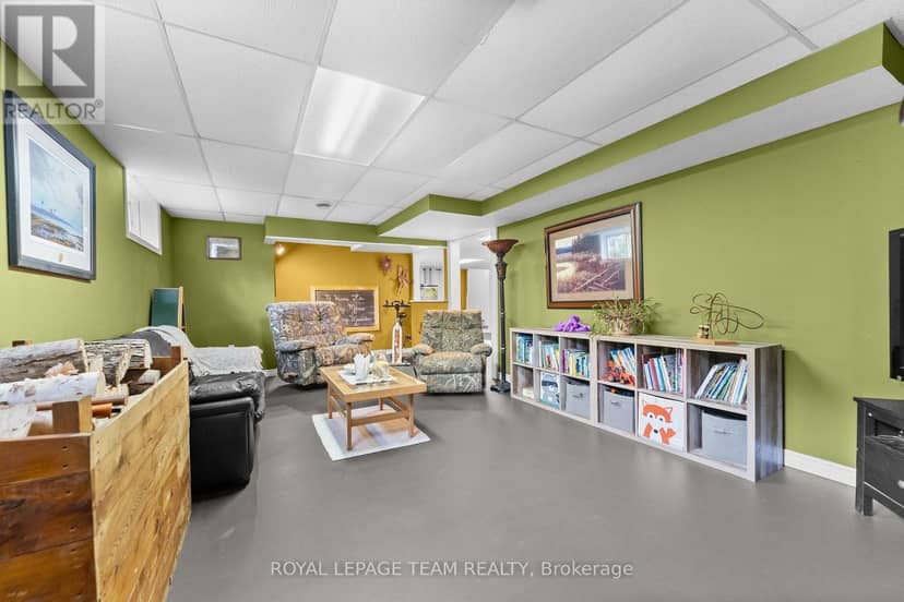 484 Wylie Road — photo 31 of 40