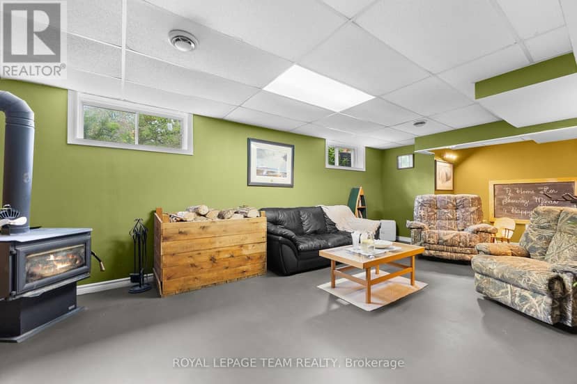 484 Wylie Road — photo 30 of 40
