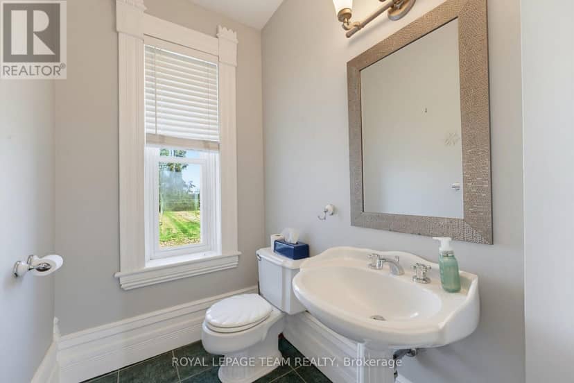 217 Groveton Road — photo 9 of 40