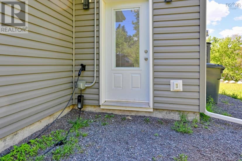 2100 Highway 211 — photo 24 of 30