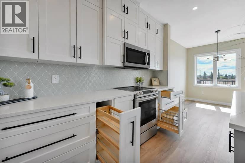 153 Norseman Close — photo 18 of 40