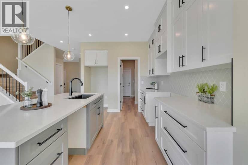 153 Norseman Close — photo 16 of 40