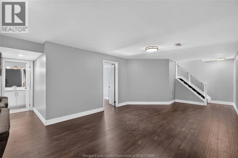 4629 Eagle Crescent — photo 29 of 40