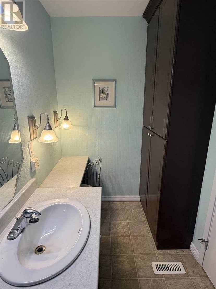 24 McQuarrie PL — photo 25 of 40