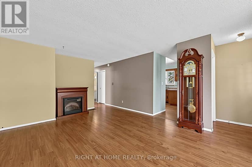 1080 County Road 42 — photo 14 of 40