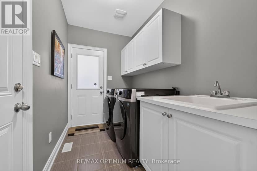 9165 Creditview Road — photo 35 of 40