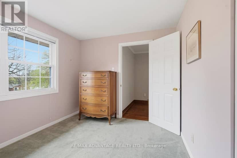 35 Cowan Place — photo 32 of 40