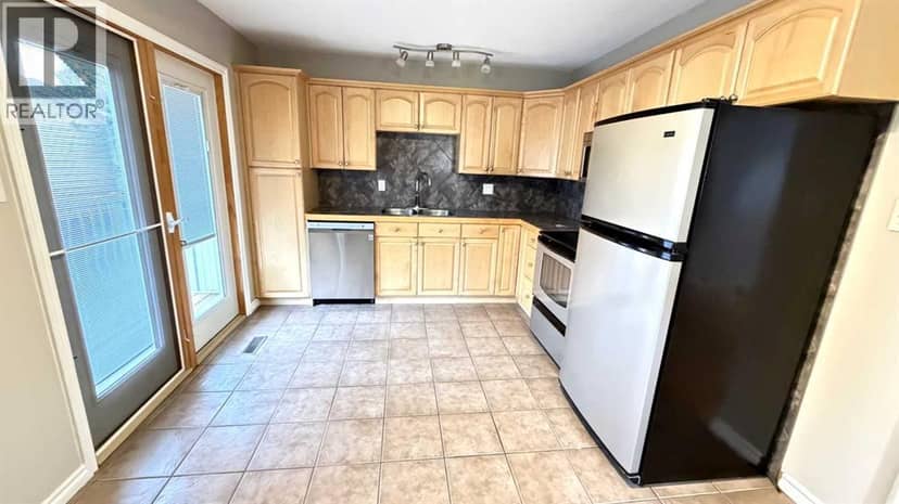 41 Link Court SW, Medicine Hat, photo 3