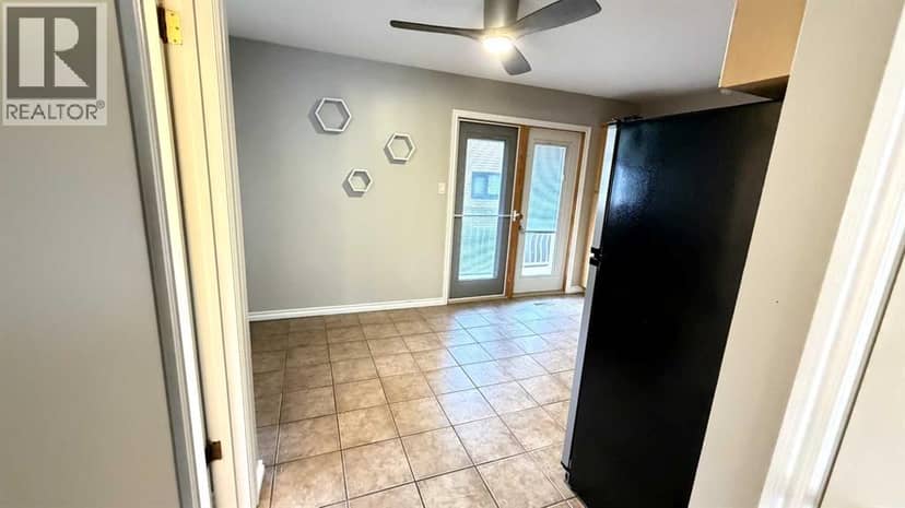 41 Link Court SW, Medicine Hat, photo 4