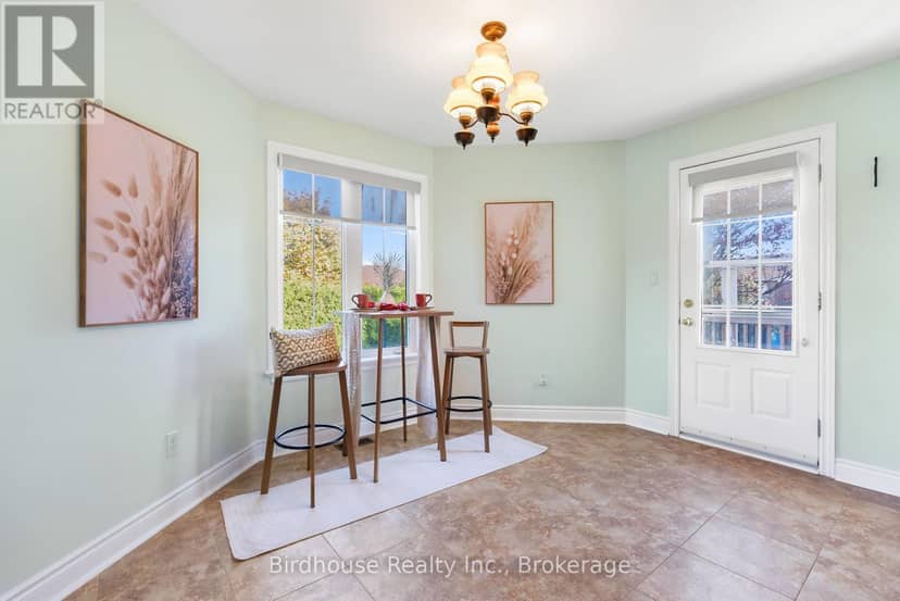 34 Lori Boulevard — photo 11 of 40