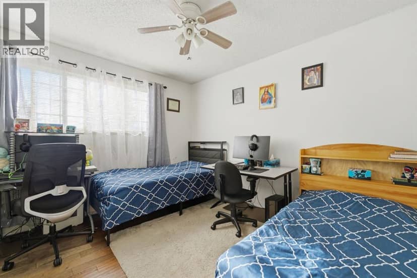 240 Shawinigan Drive SW — photo 20 of 32