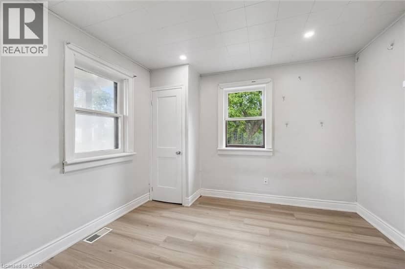 1279 HAMILTON Street, Cambridge, photo 4
