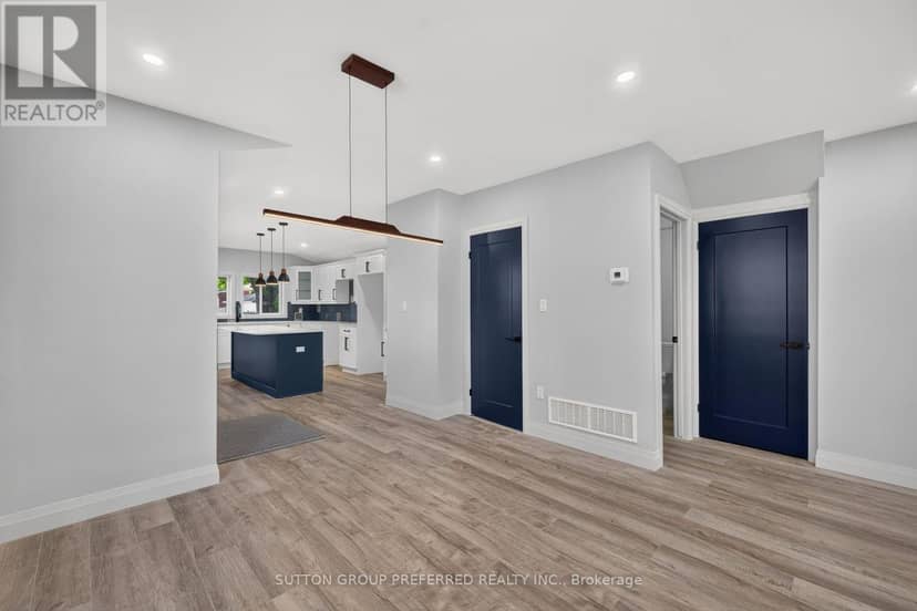118 Delaware Street — photo 12 of 40