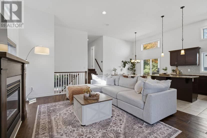 2039 Springridge Drive — photo 9 of 40