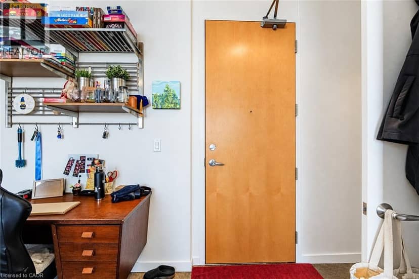 404 W KING Street Unit# 620 — photo 13 of 40