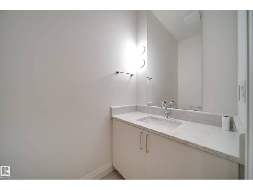 10223 130 ST NW — photo 25 of 40